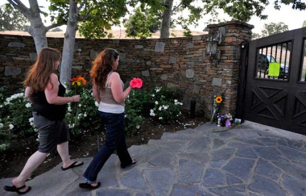  - Neverland reclamo para turistas