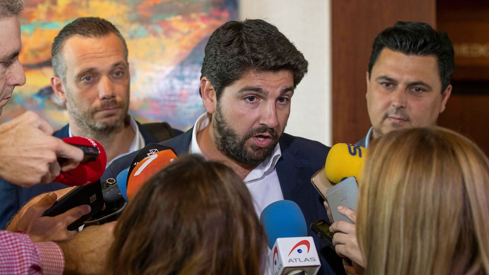 PPy Cs aceptan el documento de Vox y desbloquean la investidura de López Miras en Murcia