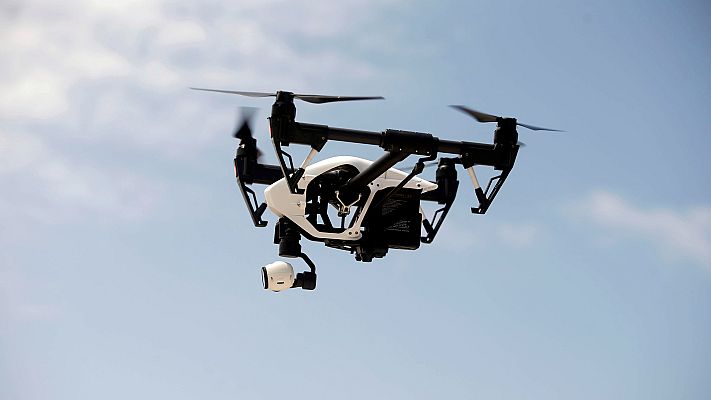 Telediario 1 - Irán y EE.UU. miden sus fuerzas en el golfo Pérsico por un dron