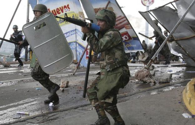  - Noche de calma en Honduras