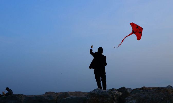 Aquí la Tierra - Cachirulo de altos vuelos
