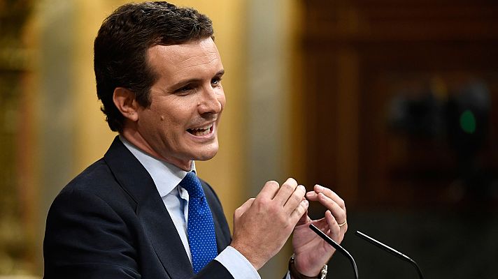 Telediario 1 - Debate de investidura: Casado acusa a Sánchez de ocultar sus pactos