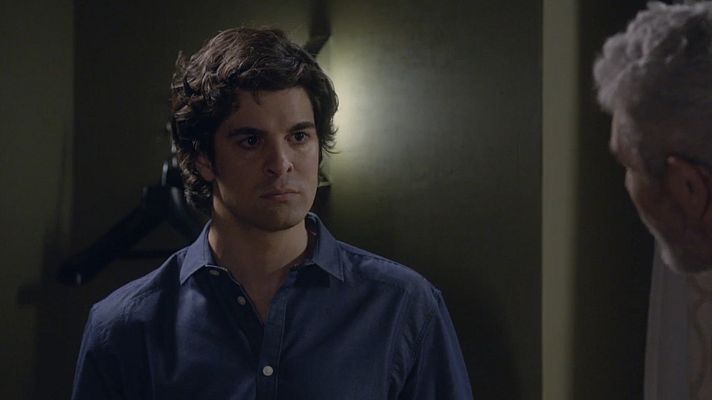 Servir y proteger - Quintero discute con su hijo Julio