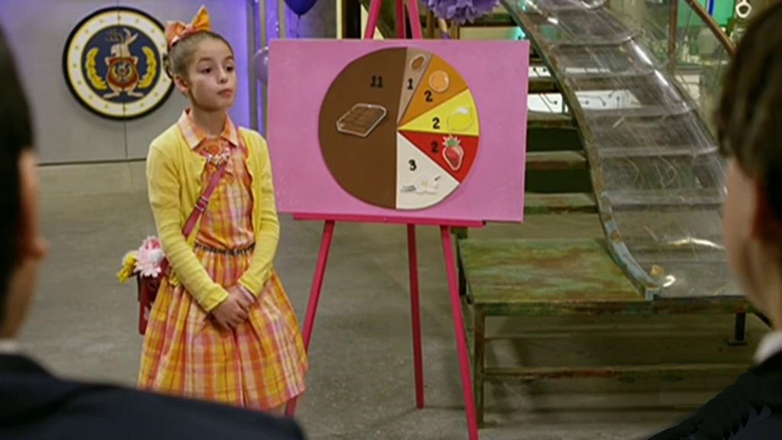 División organiza cumpleaños - División O | Ver