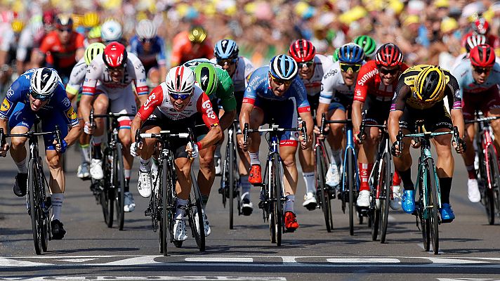 Telediario 1 - Ewan se impone en una calurosa etapa de transición