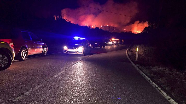 Telediario 1 - Un incendio en la sierra norte de la Comunidad de Madrid obliga a cortar dos carreteras