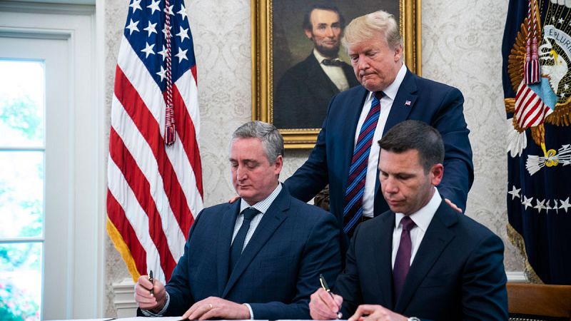 EE.UU. y Guatemala firman un acuerdo que restringirá las peticiones de asilo para evitar sanciones económicas