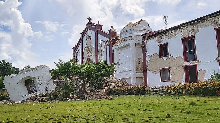 Informativo 24h - Un terremoto causa al menos ocho muertos en Filipinas