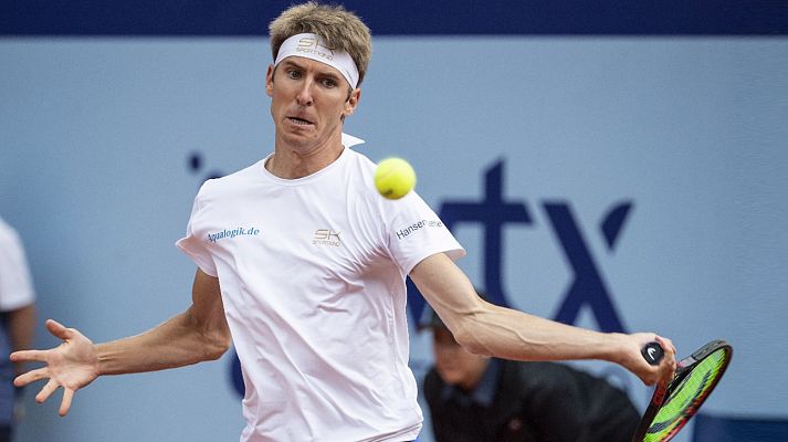 Tenis - ATP 250 Torneo Gstaad. Semifinal: J. Sousa - C-M. Steb