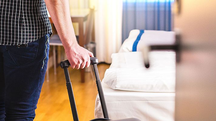 Telediario 1 - Cómo evitar estafas en el alquiler turístico