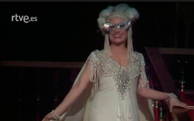 Vídua, però no gaire - Ball de comiat