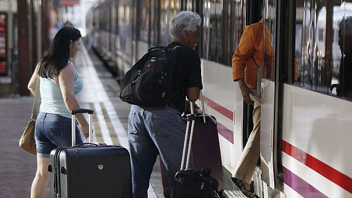 Informativo 24h - Los paros parciales de Renfe afectarán a más de 700 trenes de viajeros