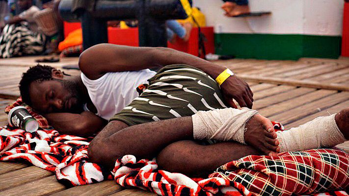 Telediario 1 - El Open Arms rescata a otros 69 migrantes en el Mediterráneo