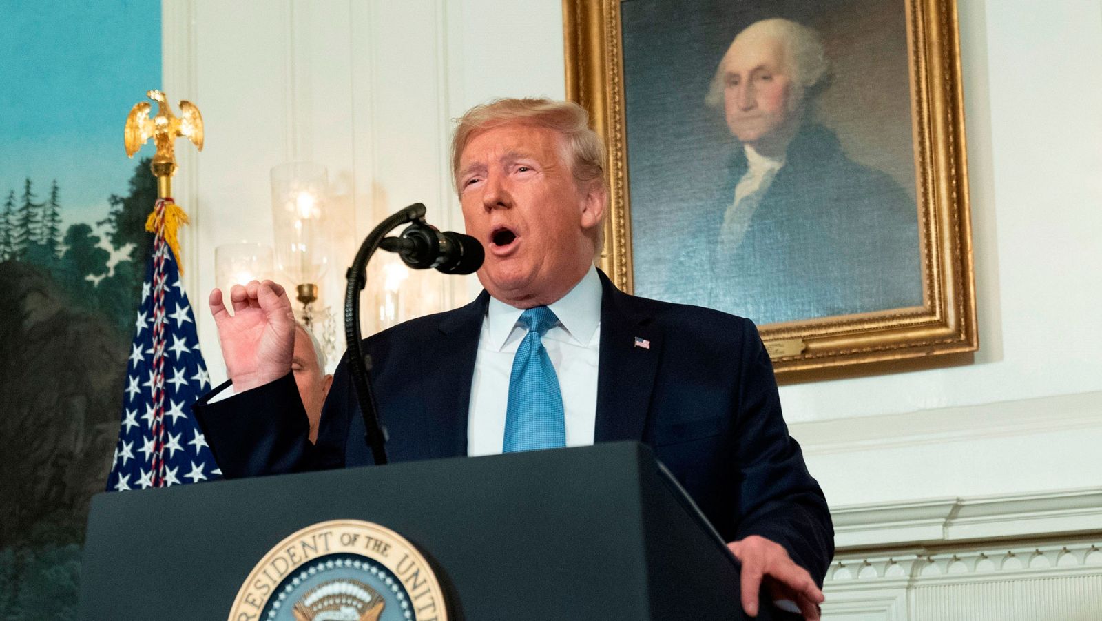 Trump llama a condenar con "una sola voz" el racismo, el fanatismo y el supremacismo blanco