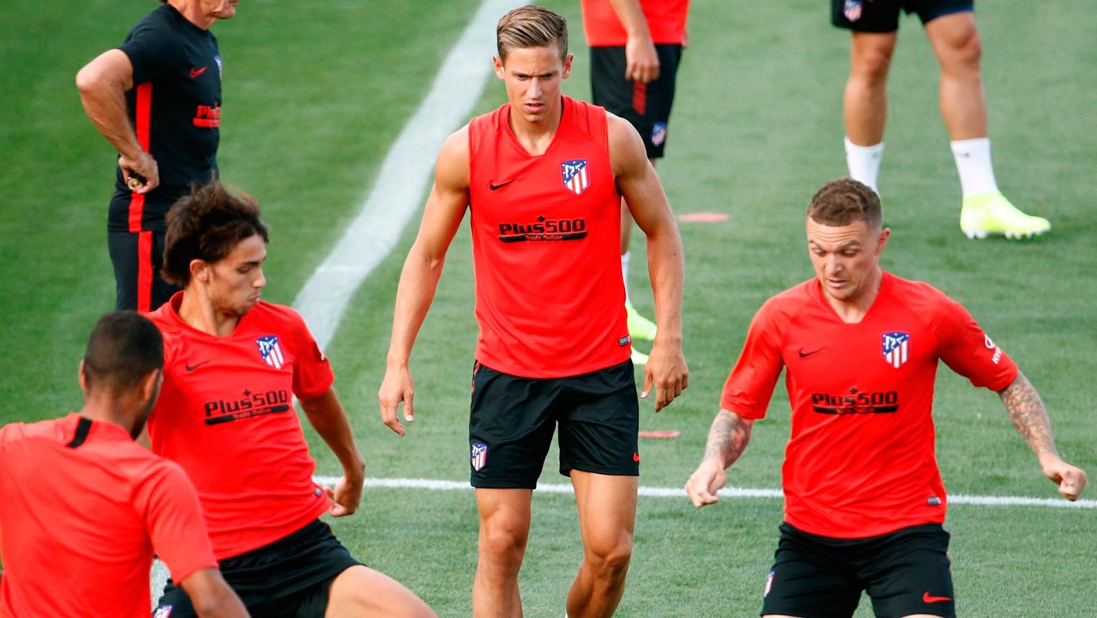 El Atlético entrena ya con toda la plantilla | Ver