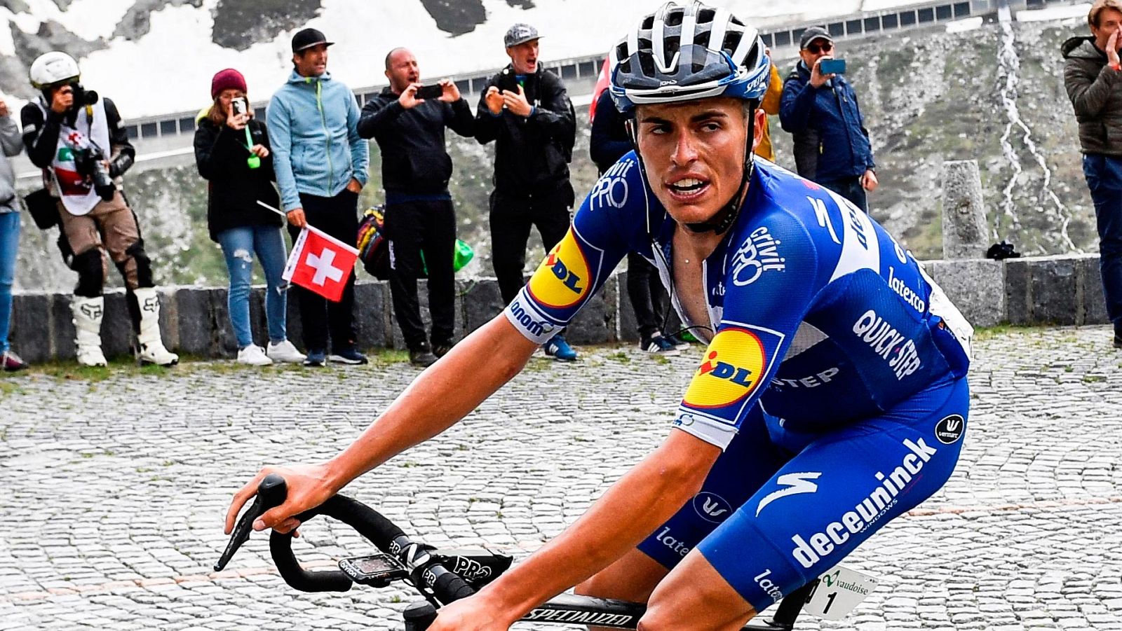 Enric Mas ficha por el Movistar Team | Ver