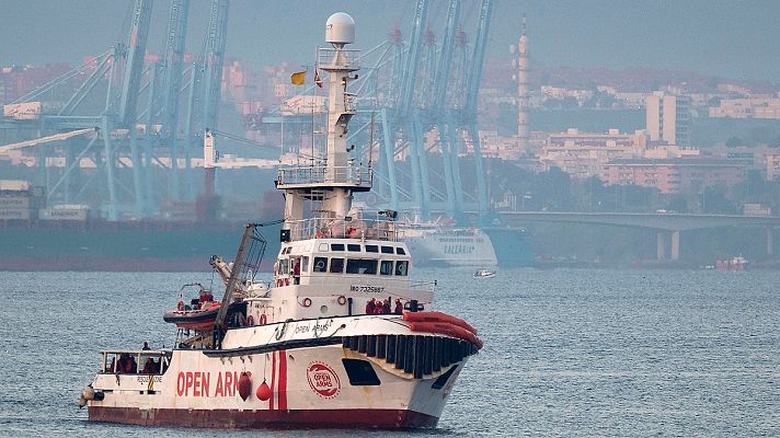 Informativo 24h - El Open Arms rescata a 39 personas más en el Mediterráneo