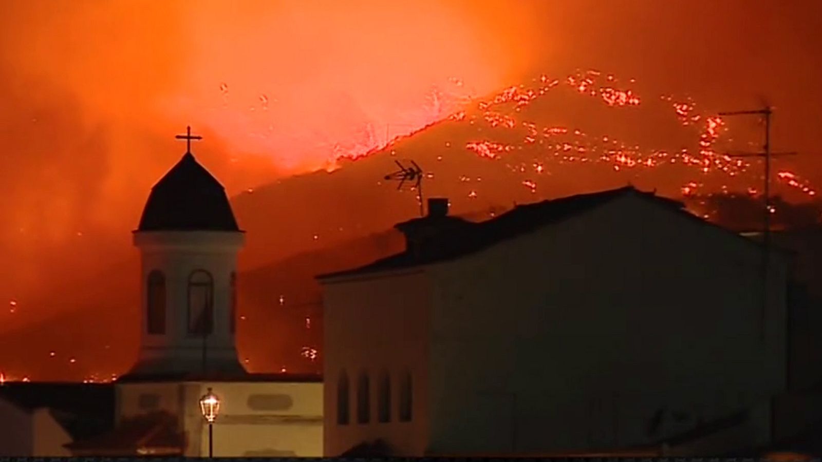 El incendio de Gran Canaria sigue fuera de control