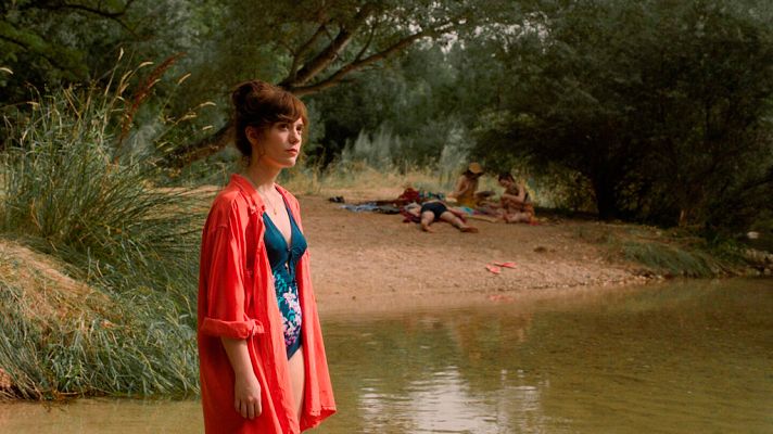 Telediario 1 - Jonás Trueba reivindica la ciudad de Madrid en verano en su nueva película: 'La virgen de agosto'