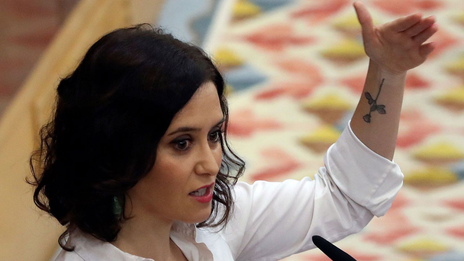 Ayuso: "Voy a cumplir la totalidad del acuerdo con Vox y Ciudadanos"