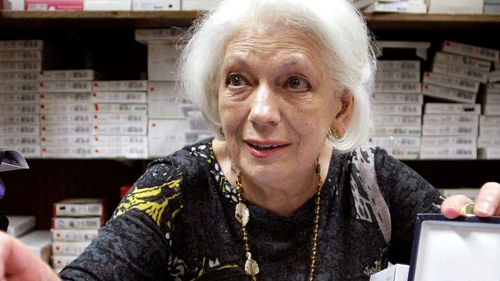 La mañana - La mujer con más años cotizados de España