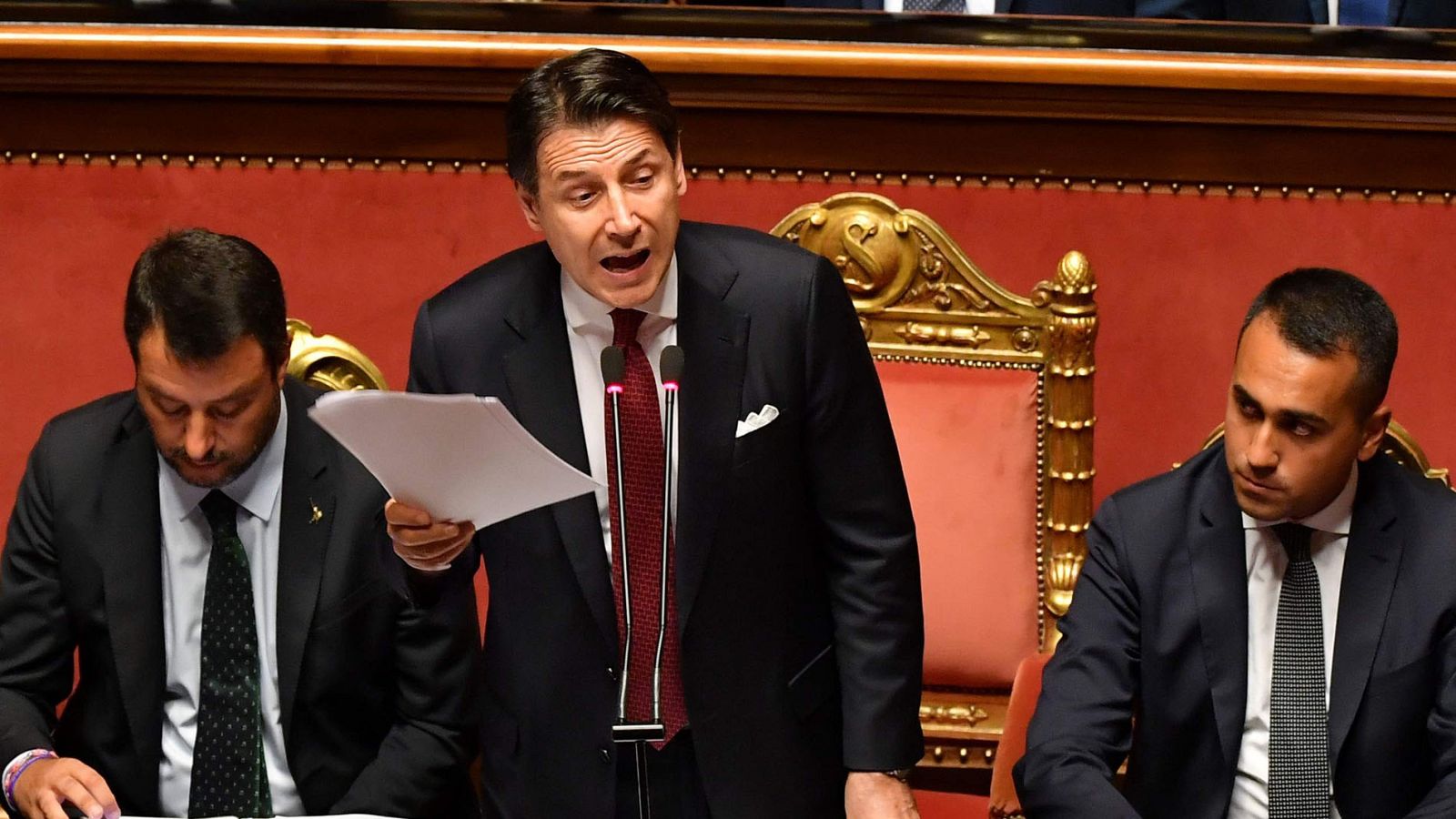 Dimite el primer ministro italiano Giuseppe Conte | Ver