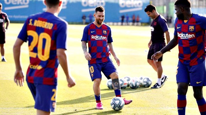 Telediario 1 - Messi se entrena ya con sus compañeros