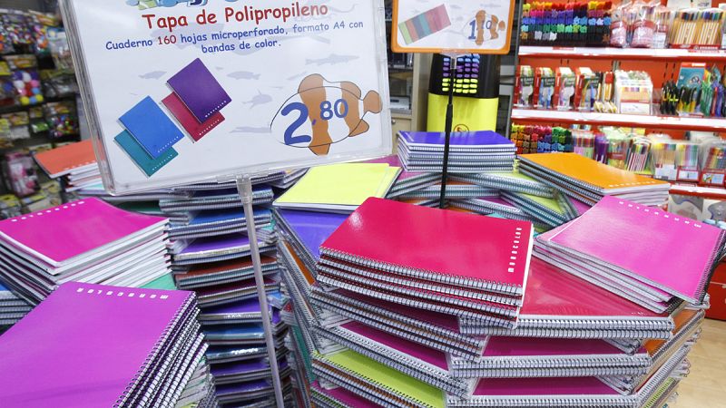 La OCU calcula en casi 2.000 euros el gasto medio por hijo en la vuelta al cole