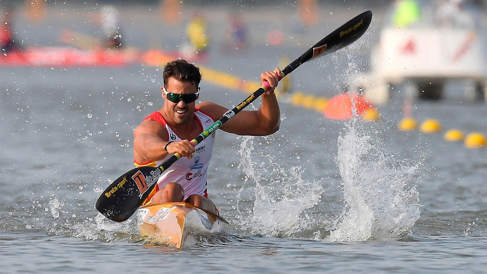 El español Carlos Garrote se ha colgado la medalla de bronce en el Mundial de Szeged en la prueba del K1 200, consiguiendo además el billete para los Juegos de Tokio 2020.