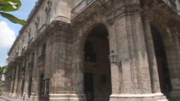 Equinoccio - Arquitecturas comparadas