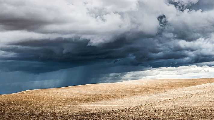 El tiempo - Chubascos y tormentas localmente fuertes en amplias zonas de la Península