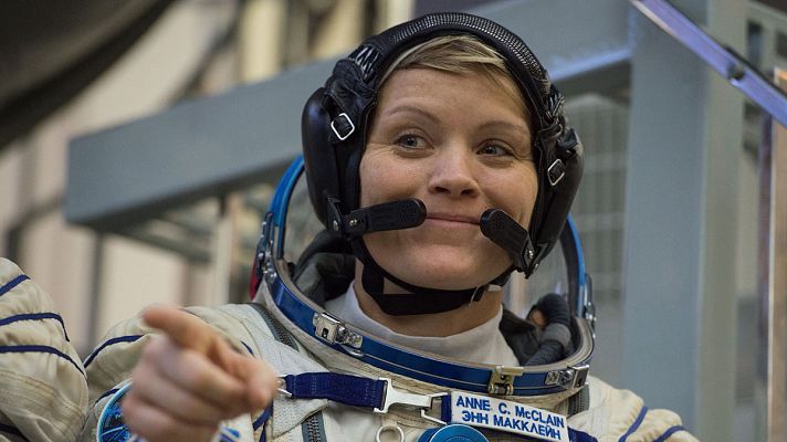 Telediario 1 - La NASA investiga el que podría ser el primer delito cometido en el espacio