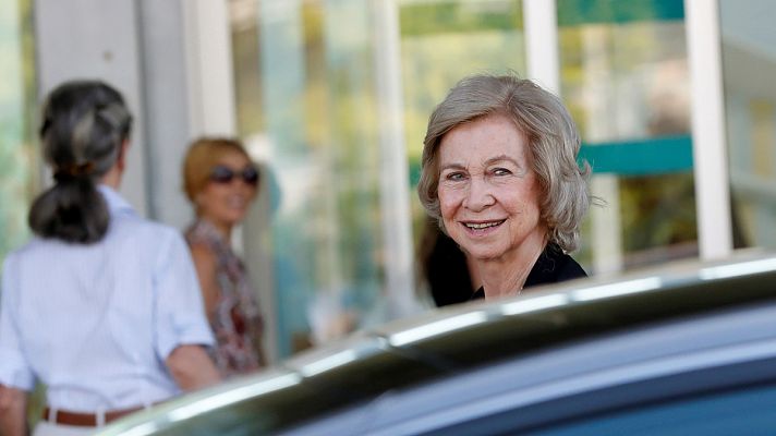 Informativo 24h - El rey Juan Carlos ya ha pasado a planta y su evolución sigue siendo positiva