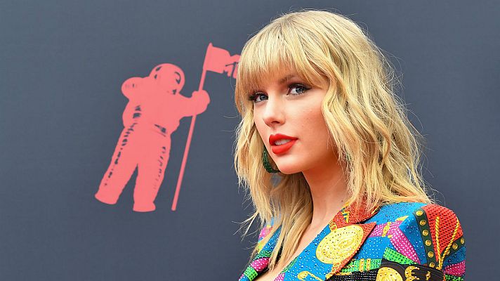 D Corazón - La alfombra roja de los premios MTV