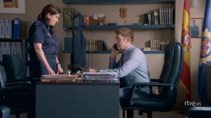 Servir y proteger - Bremon y Miralles empiezan a sospechar