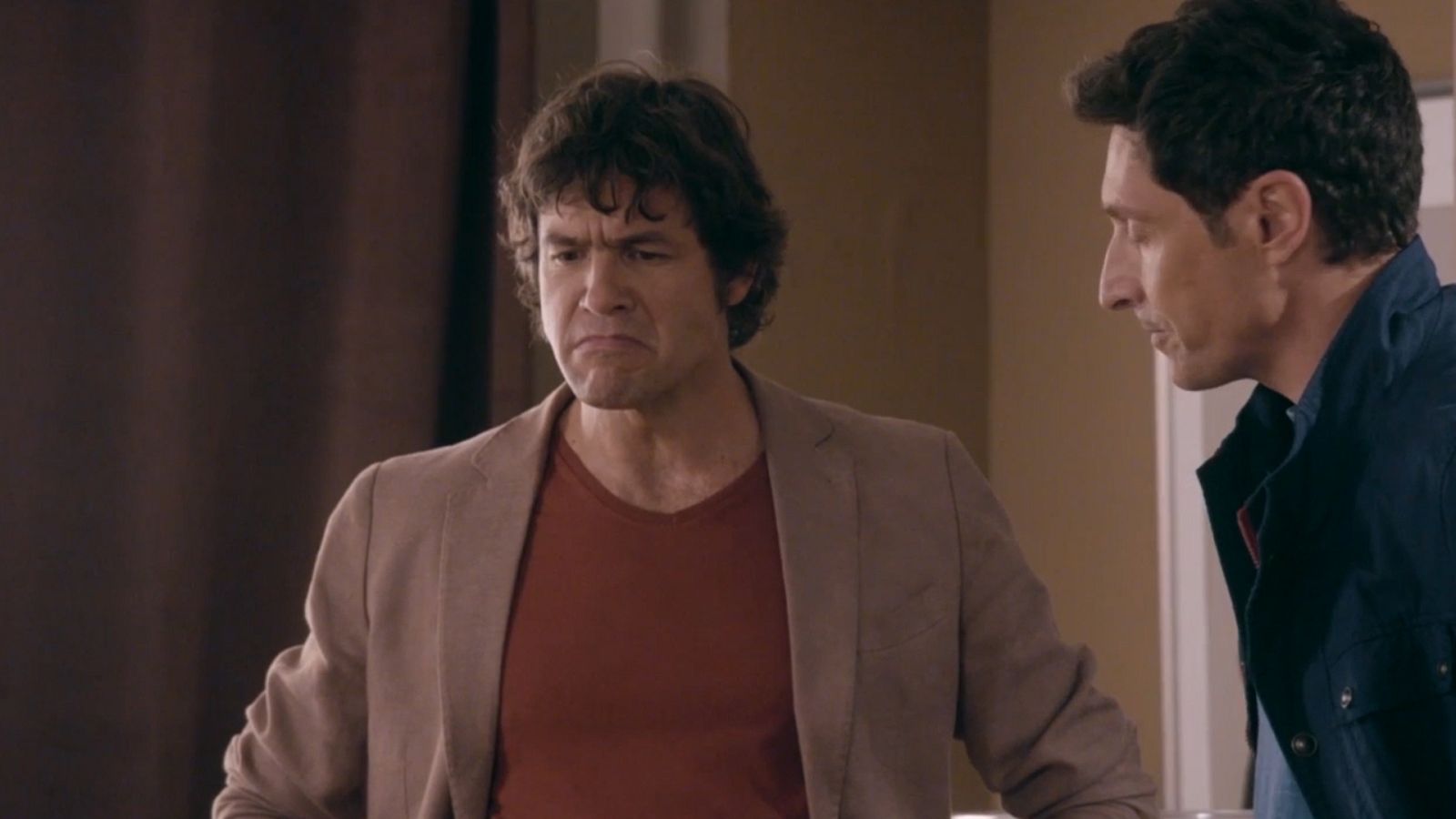 Santos Mercader descubre que Luis le ha traicionado