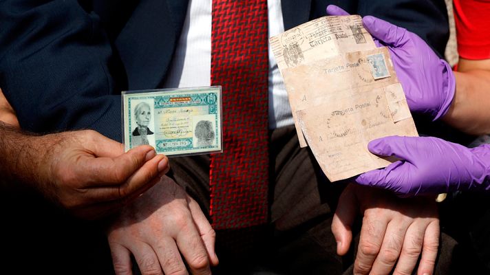 Telediario 1 - Las cartas encontradas en una fosa de Paterna han permitido encontrar al hijo y a los nietos de una víctima del franquismo