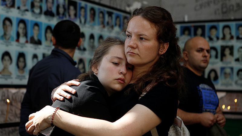 Rusia recuerda la matanza de la escuela de Beslán en su 15 aniversario, una tragedia con incógnitas