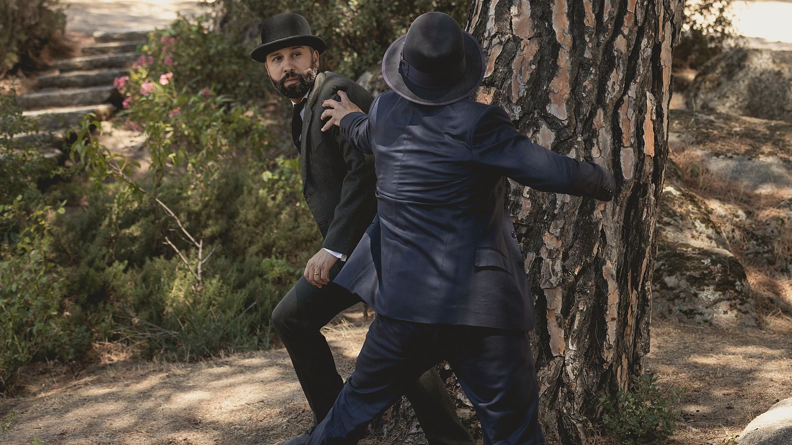 Felipe recibe un golpe en la cabeza | Ver