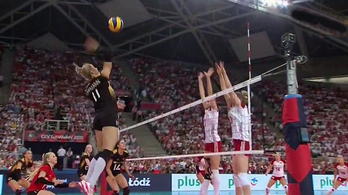 Voleibol - Campeonato de Europa Femenino 1/4 Final: Polonia - Alemania