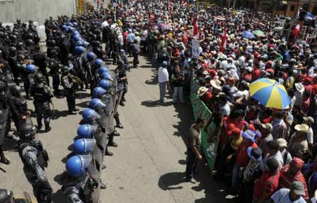 Informe Semanal - Honduras, partida en dos