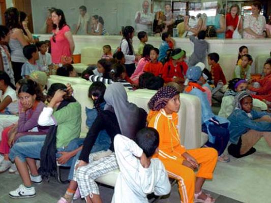 Informe Semanal - Los niños de la arena