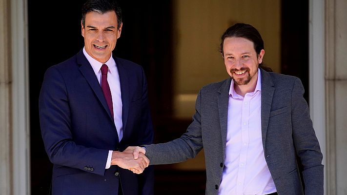 Telediario 1 - PSOE y Podemos se mantienen inmóviles pero valoran el diálogo abierto sobre la investidura