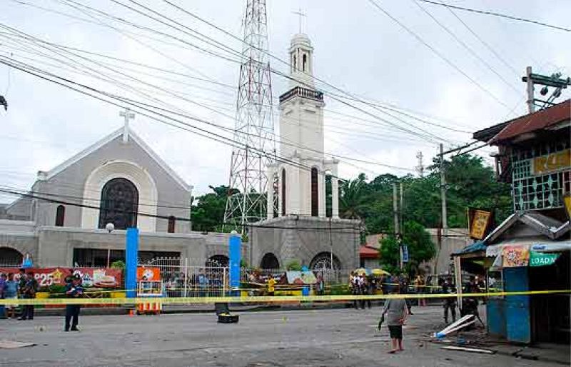 Atentado contra una catedral en Filipinas | Ver