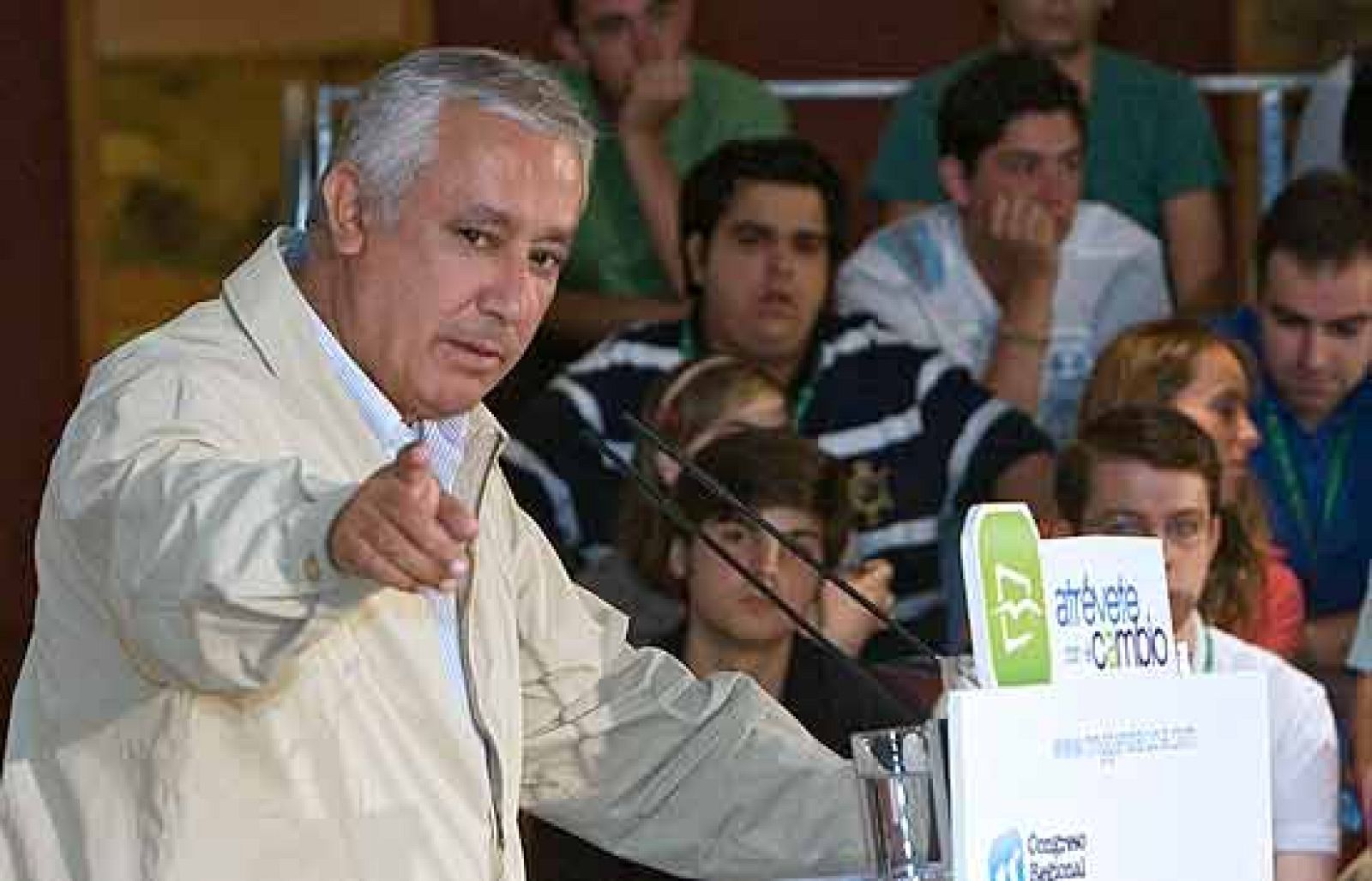 Arenas tacha de frívolo a Zapatero por el cierre de Garoña | Ver