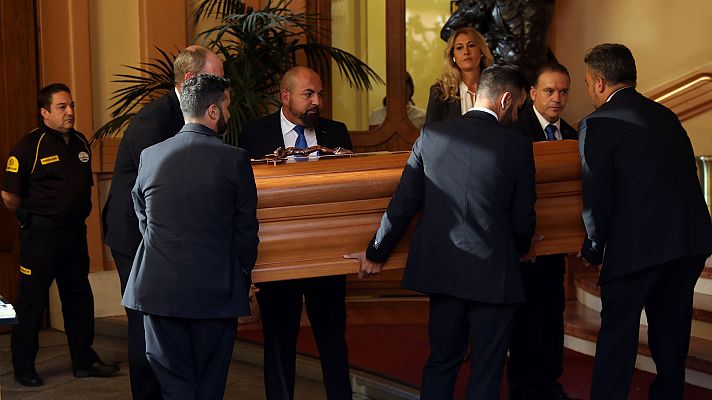 Informativo 24h - Abre la capilla ardiente de Camilo Sesto