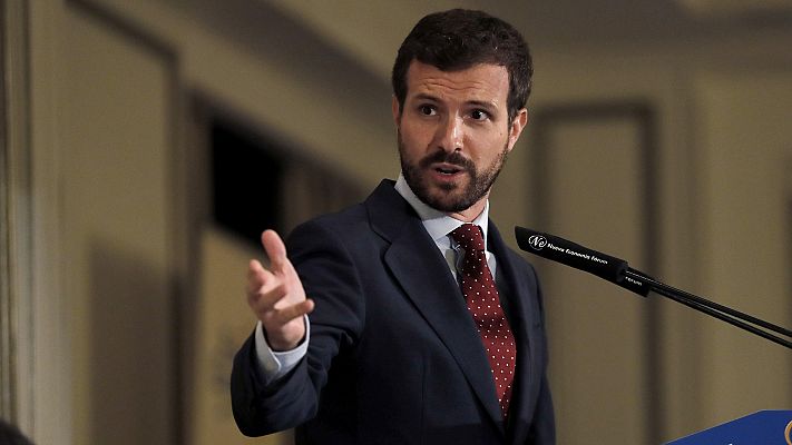 Telediario 1 - El PP intenta convencer a Cs para formar 'España Suma': "¿Queremos que gobierne Sánchez?"