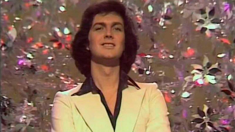 'Vivir de amor', el mayor éxito de Camilo Sesto