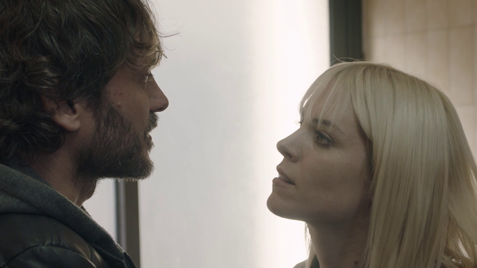 Malaka - Blanca Gámez y Darío Arjona no empiezan con buen pie