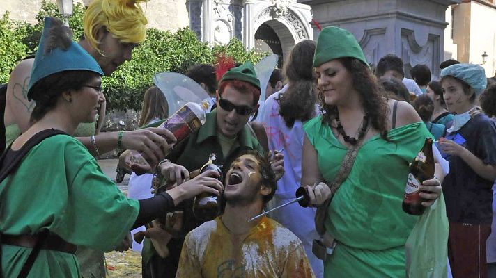 Telediario 1 - Campaña contra las novatadas al inicio del curso universitario